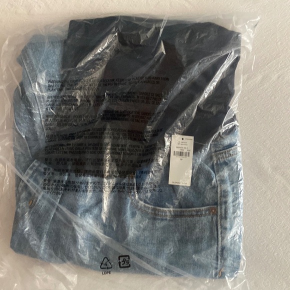 NWT Maternity Full Panel Cropped Step-Hem Boyfriend Straight Jeans - Picture 1 of 3